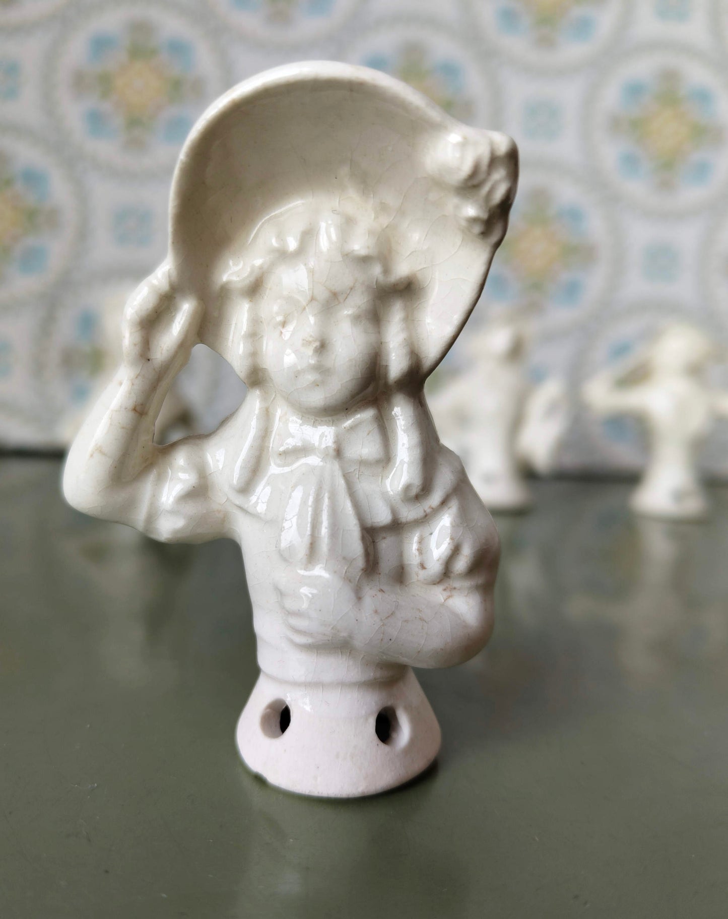 4 Halfdolls aus Porzellan um 1900 mit Macken VINTAGE SONDERPREIS
