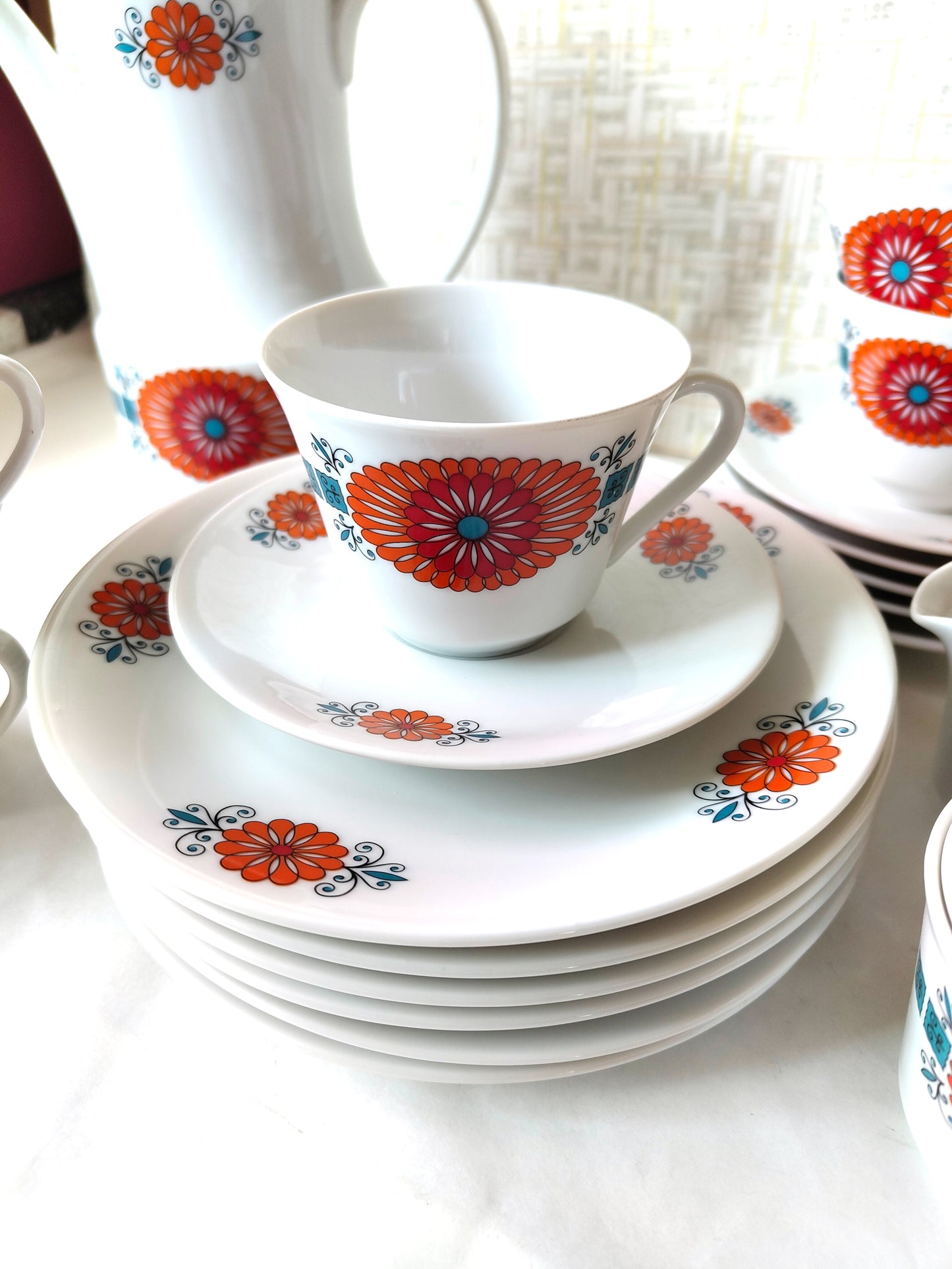 Kaffeegeschirr für 6 Personen von Seltmann Weiden – 70er Jahre Pril Blumen-Design VINTAGE