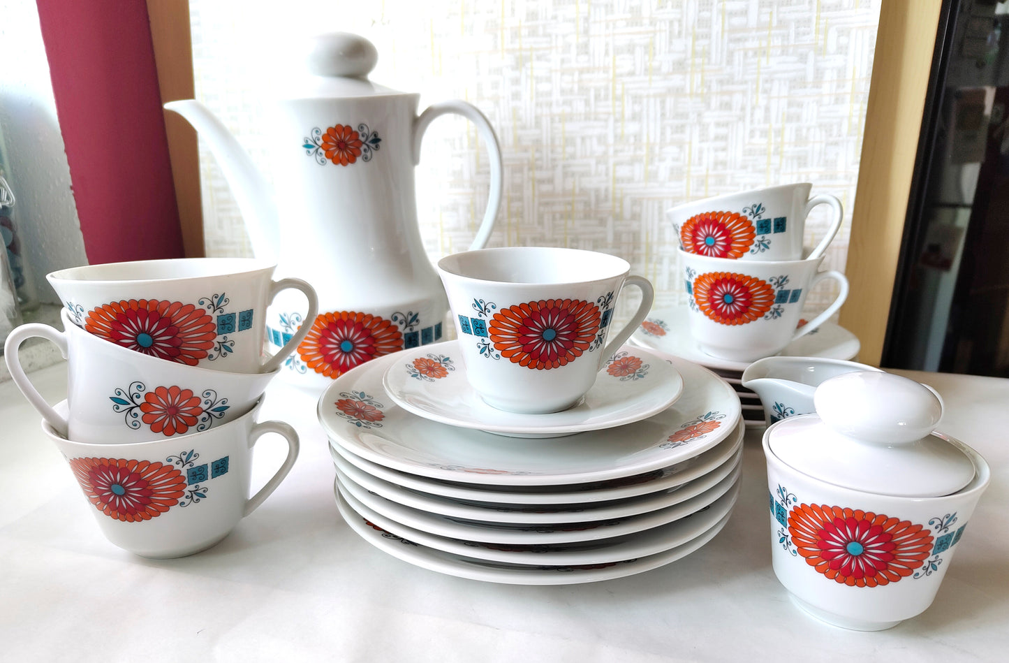 Kaffeegeschirr für 6 Personen von Seltmann Weiden – 70er Jahre Pril Blumen-Design VINTAGE