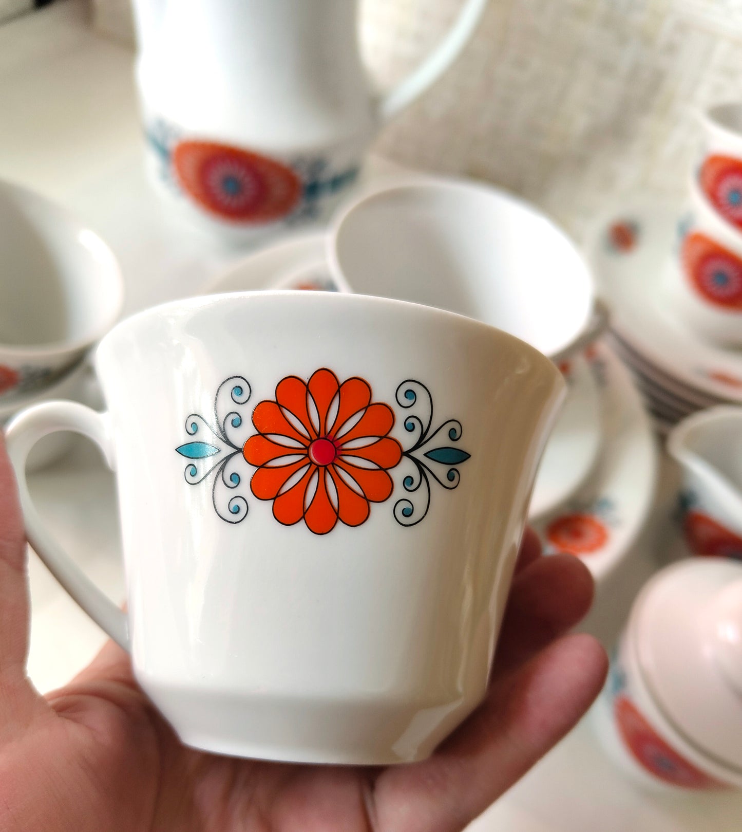 Kaffeegeschirr für 6 Personen von Seltmann Weiden – 70er Jahre Pril Blumen-Design VINTAGE