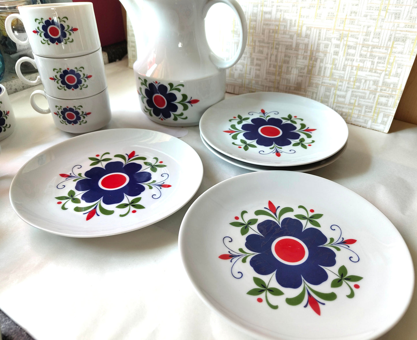 Kaffeeservice für 6 Personen von Winterling – Blumen-Dekor der 70er Jahre