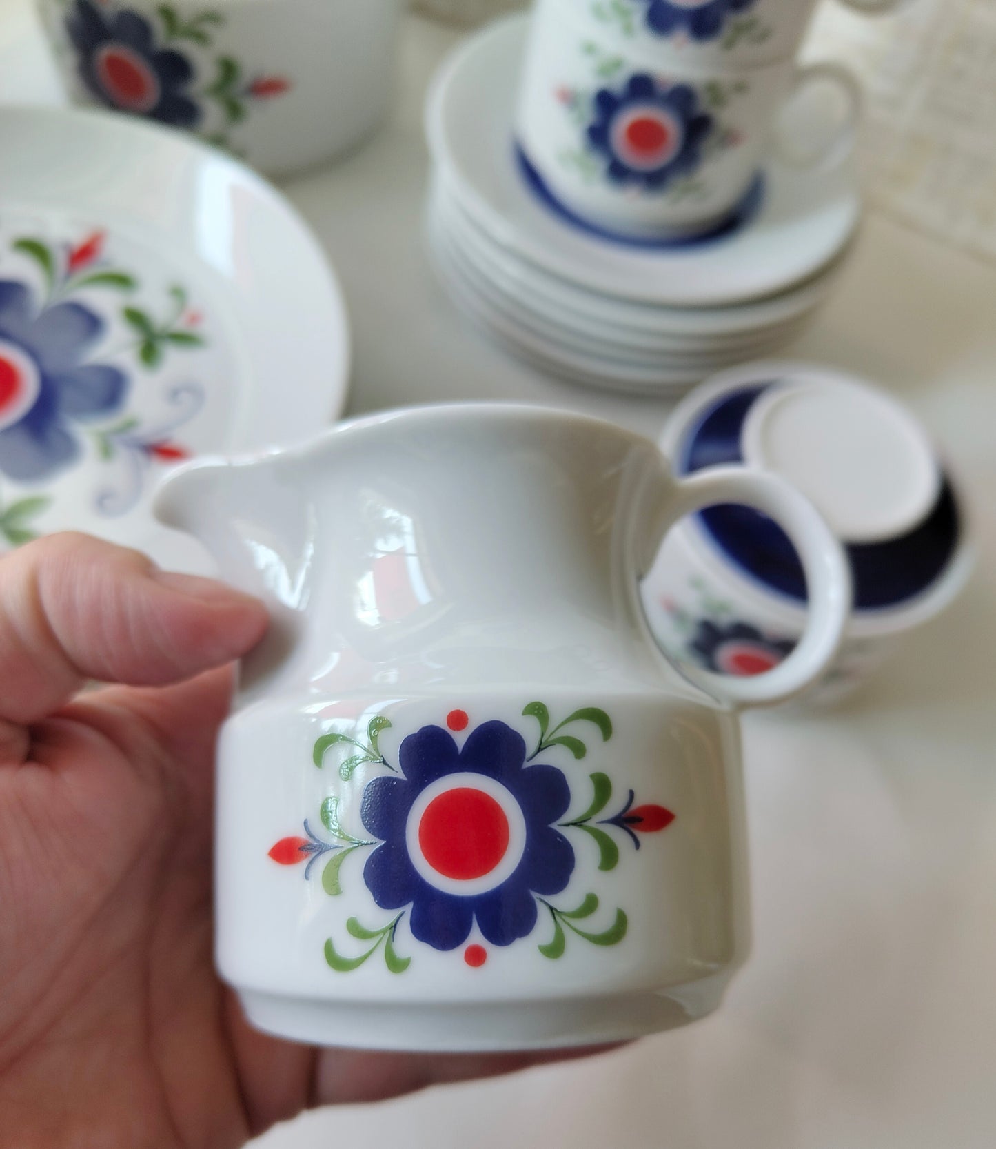 Kaffeeservice für 6 Personen von Winterling – Blumen-Dekor der 70er Jahre