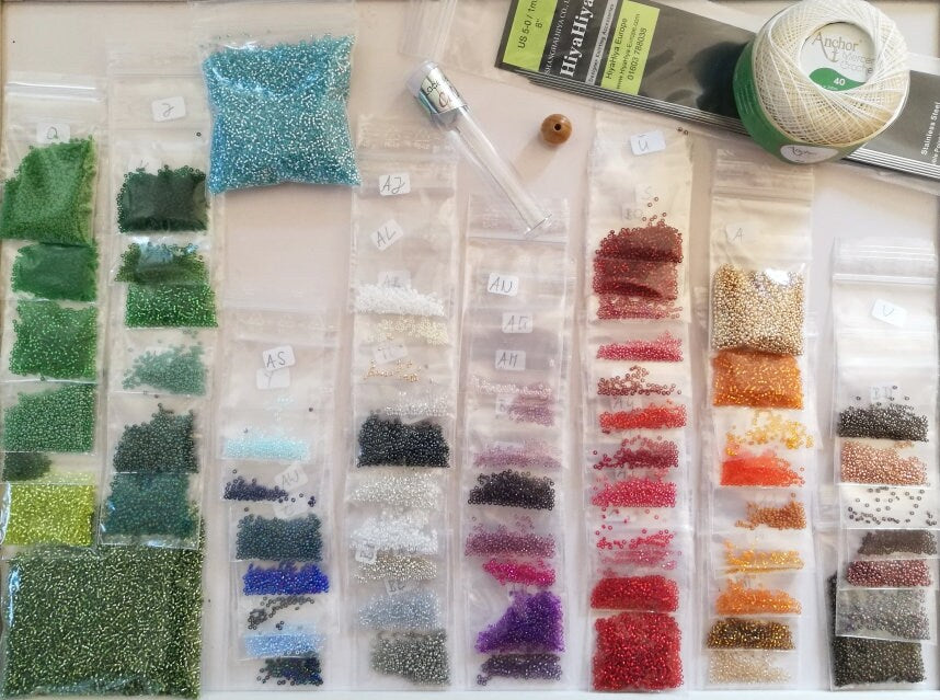 DIY Perlbeutel-Kit "romantisches Date Klein" mit Garn und WINZIG KLEINEN Glasperlen zum selber stricken