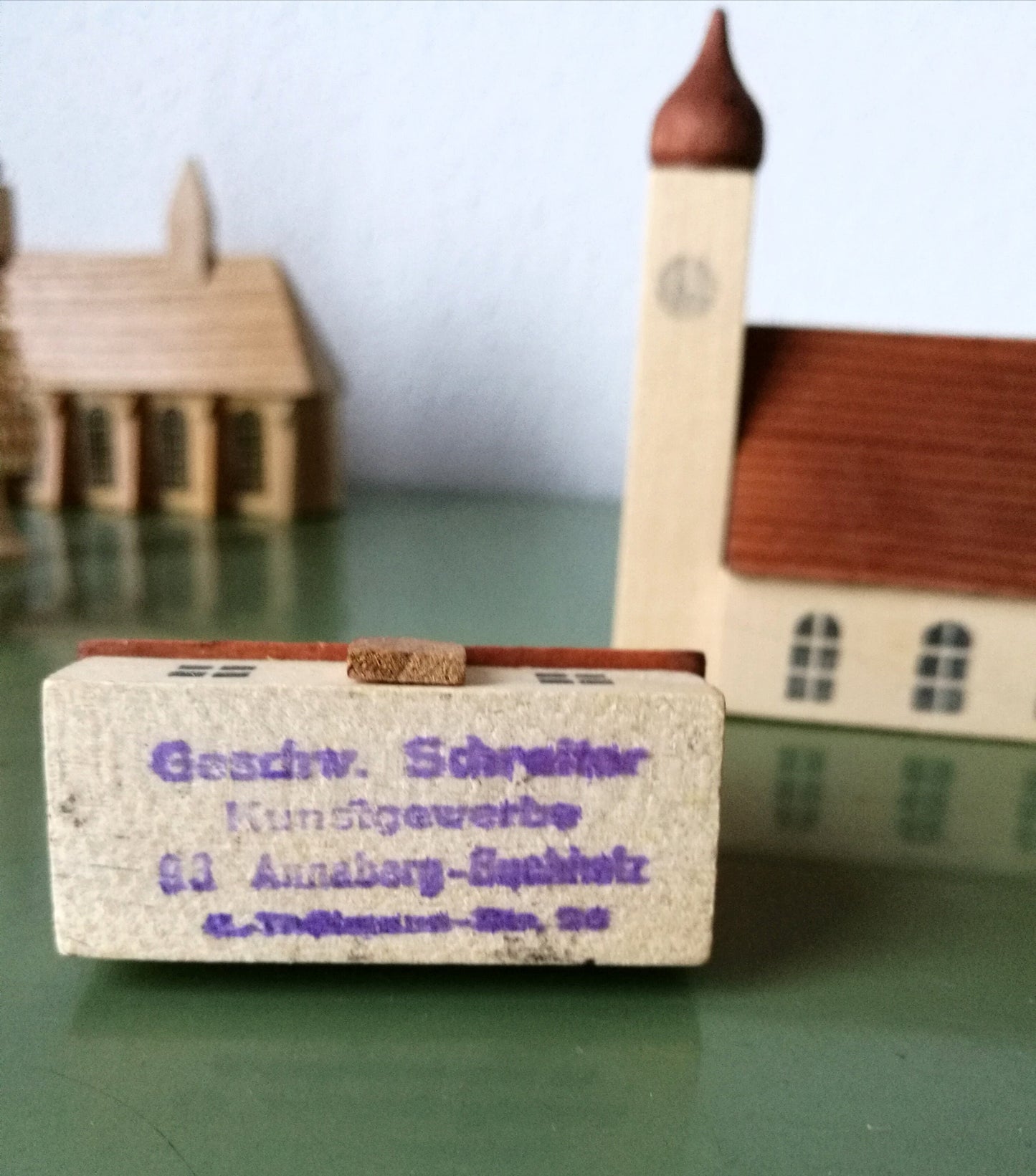 18 tlg Konvolut Erzgebirge Kurrende Chor, Kirche, Häuser, Bäume, Rehe VINTAGE