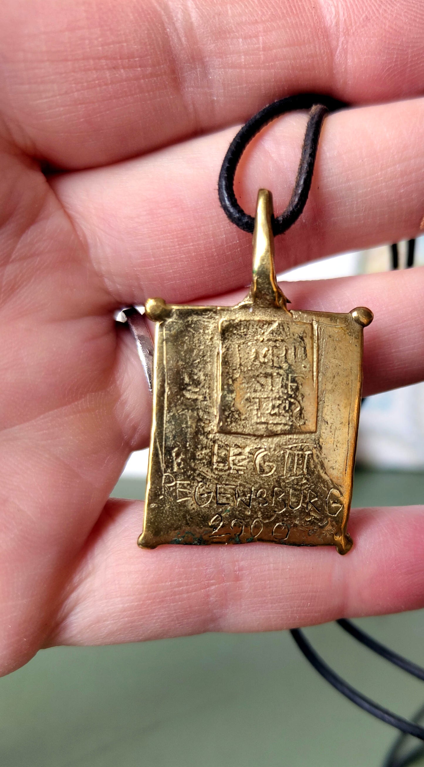 3 Anhänger aus Bronze -Joseph Michael Neustifter aus Eggenfelden - Künstlerwerke