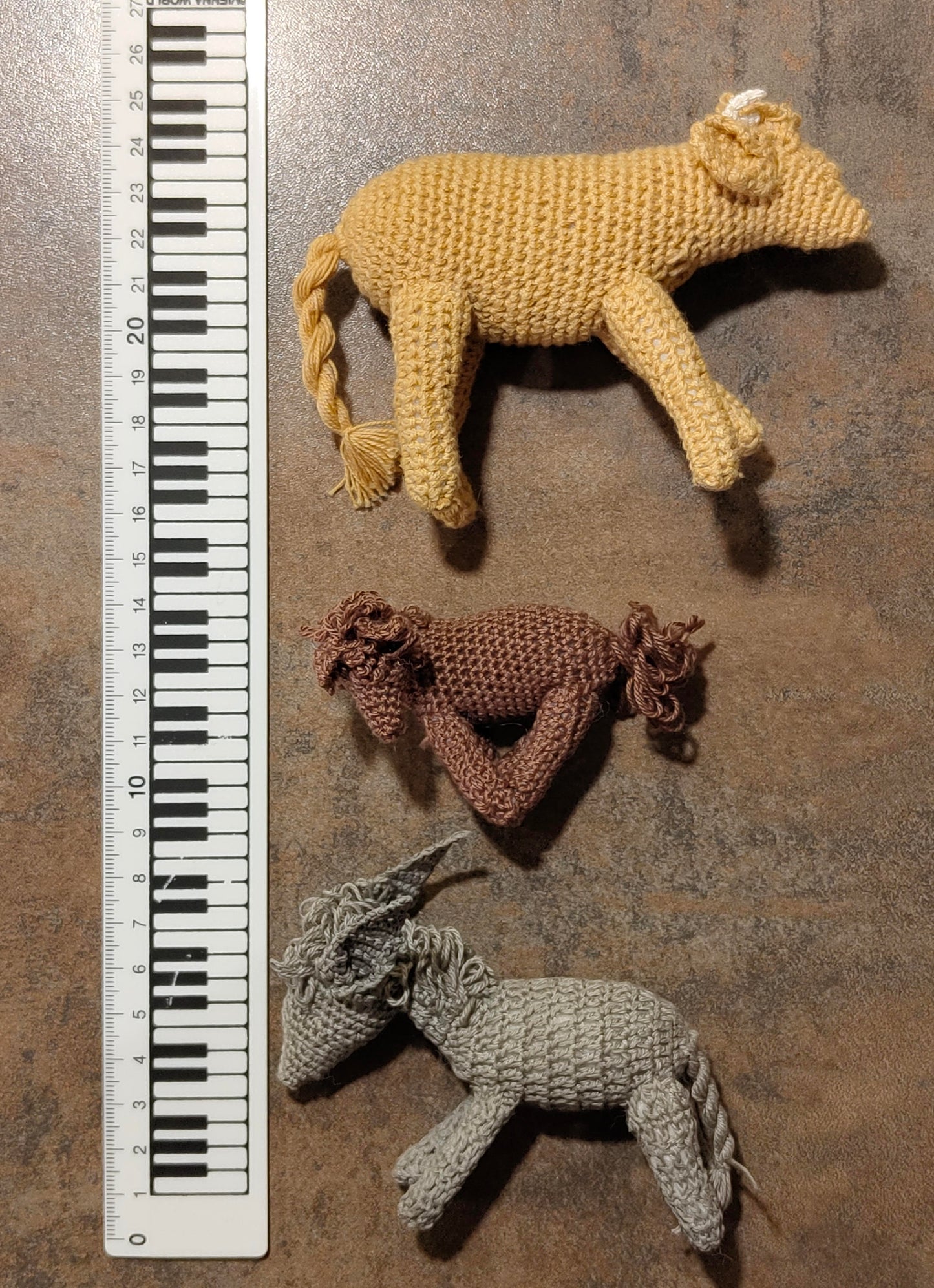 Weihnachts Krippe mit 26 gehäkelten Teilen Handarbeit Unikat