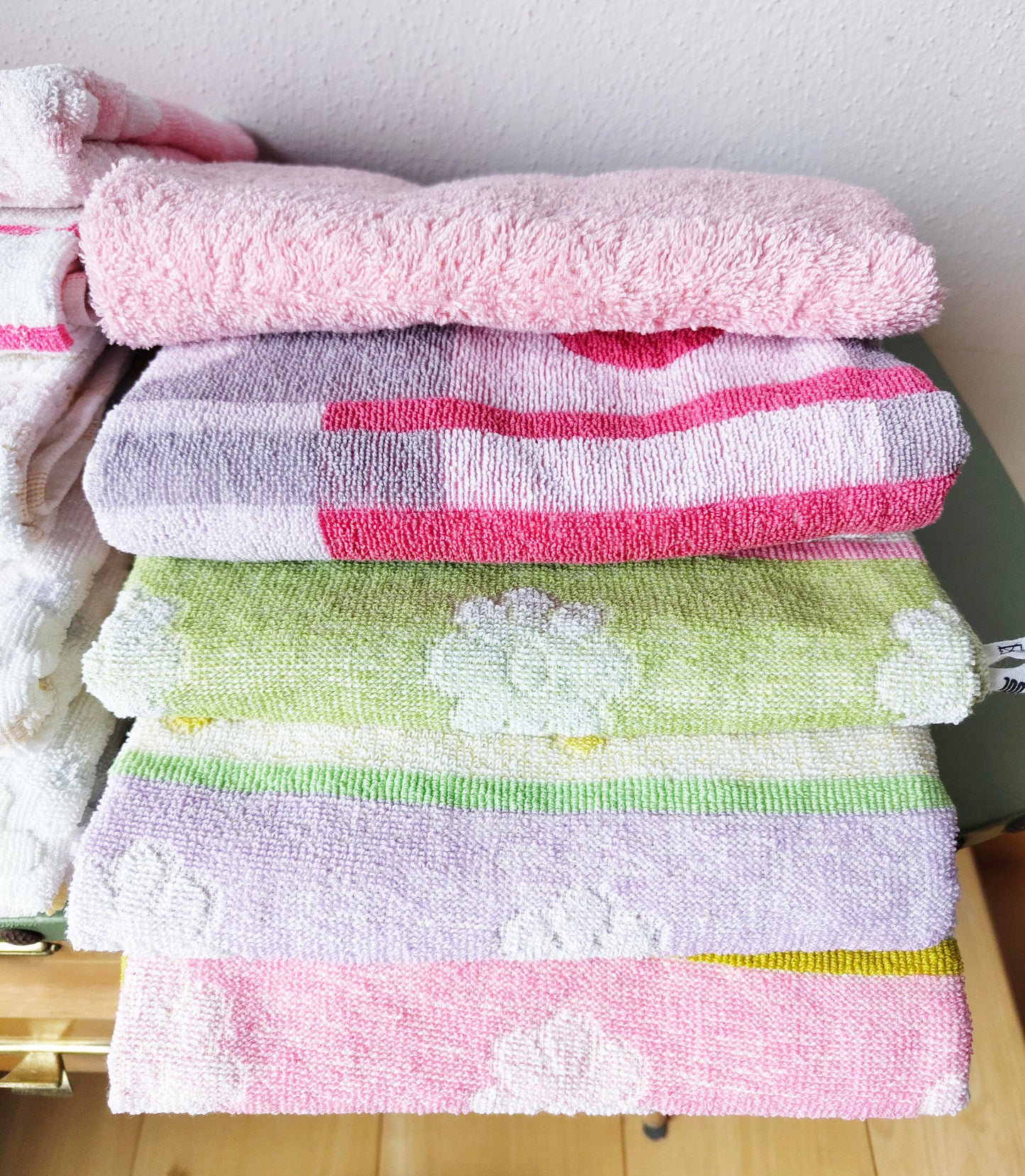 Mystery Boxen mit schönen Vintage Fundstücken aus Omas Zeiten und vom Dachboden