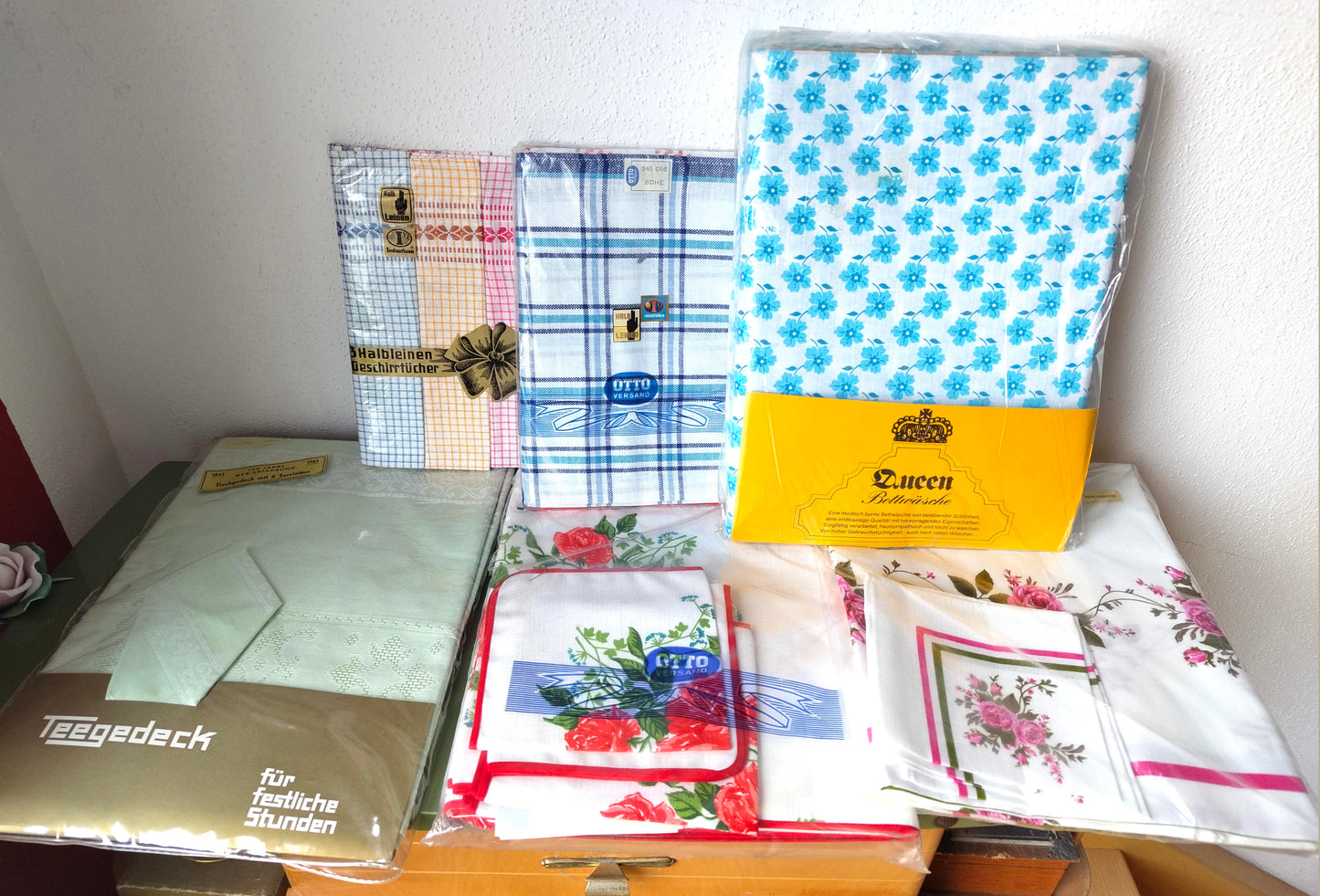 Mystery Boxen mit schönen Vintage Fundstücken aus Omas Zeiten und vom Dachboden