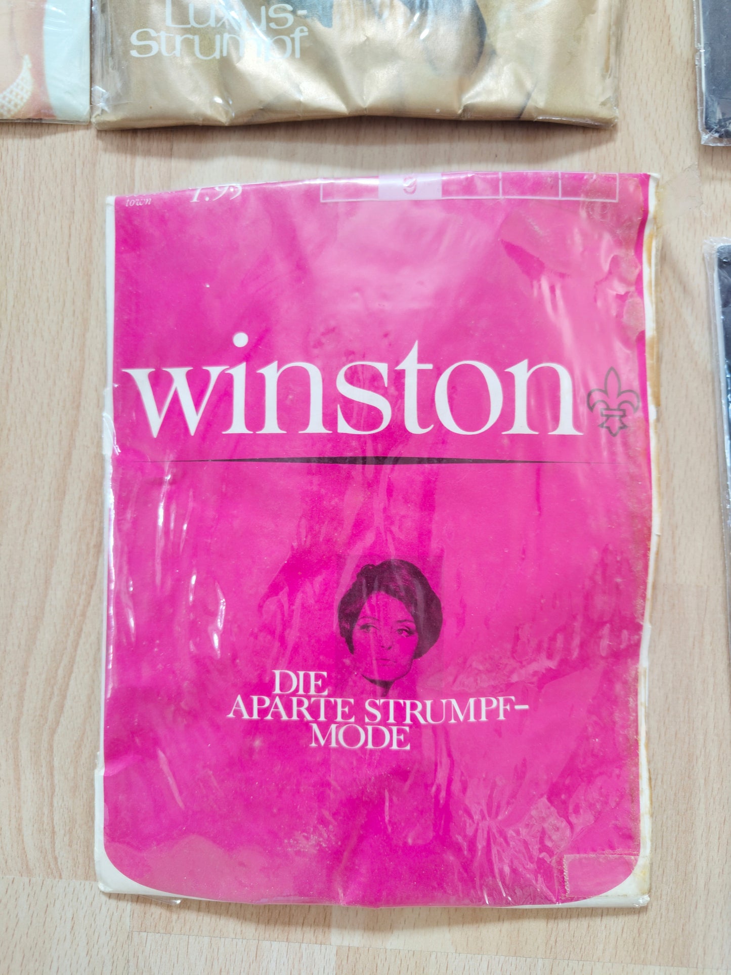 Set Nylon Strümpfe mit Aufbewahrungstasche Strumpftasche Vintage 1960er Jahre
