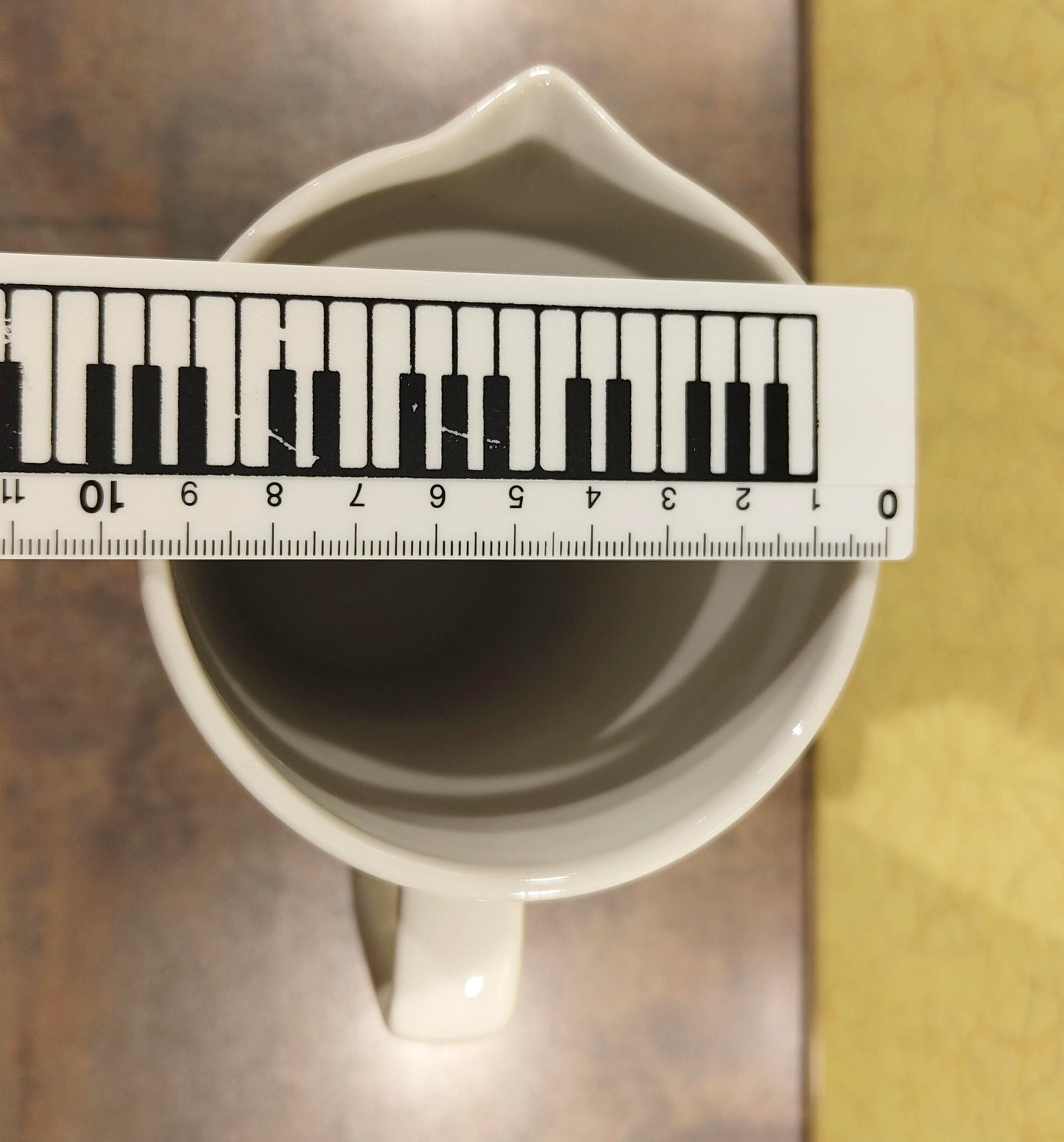 Krug und 5 Becher Porzellan Oldtimer Auto von Thomas