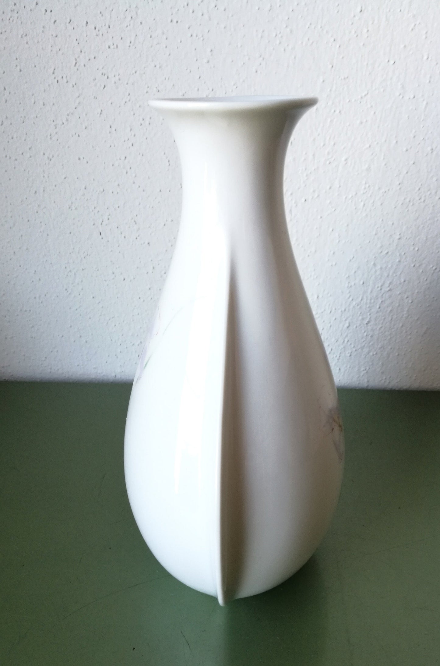 Seltmann Vase mit zarten Lilien Dekor VINTAGE