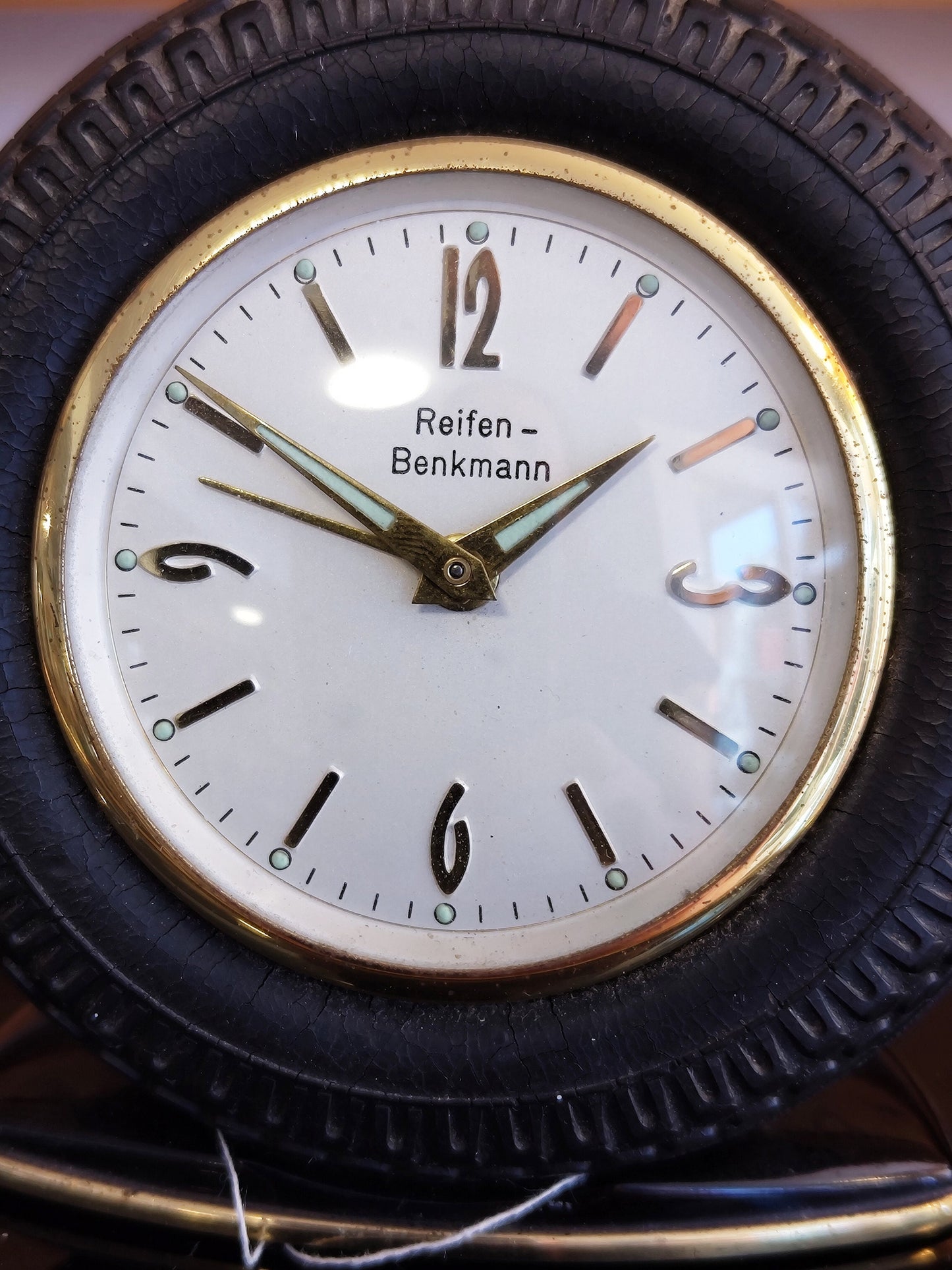 Werbung Uhr im Reifen, Firma Benkmann mit Fuß VINTAGE