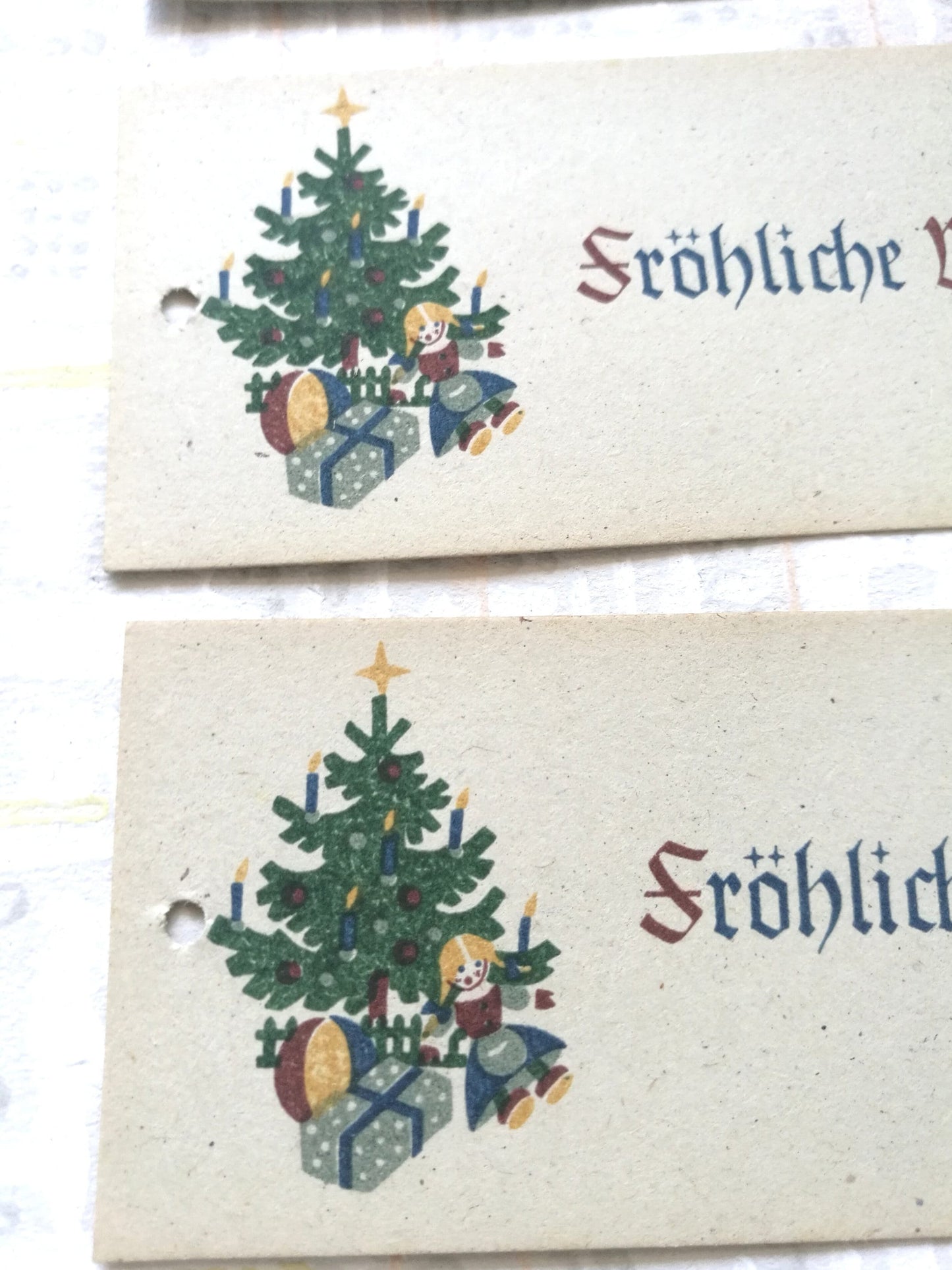 5 Anhänger für Geschenke "Fröhliche Weihnacht" Weihnachtsbaum mit Geschenken Vintage