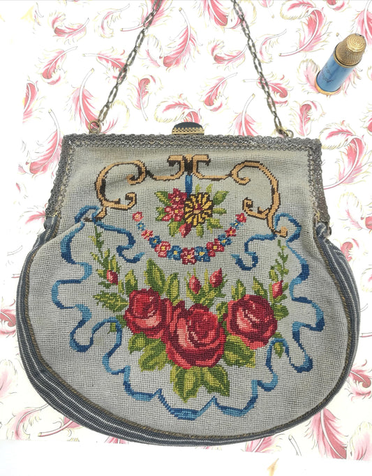 Petit point Stickerei auf Tasche Rosen und blaues Band VINTAGE #30