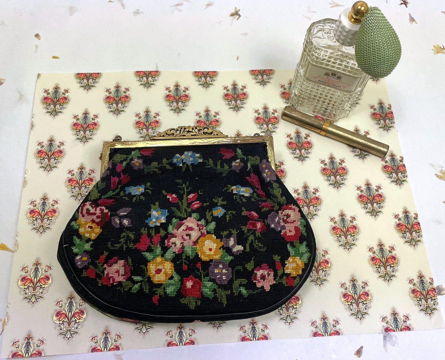 Gobelin Tasche mit bunten Blumen und Blättern bestickt VINTAGE #12