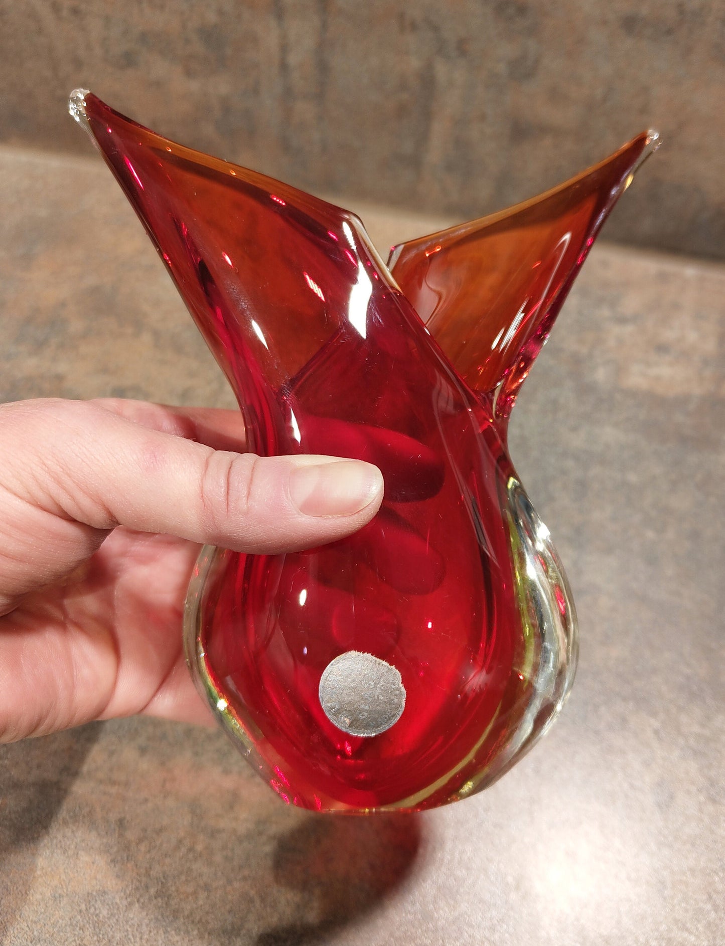 Glas Vase von Murano handgemacht VINTAGE in rot und einem Hauch grün