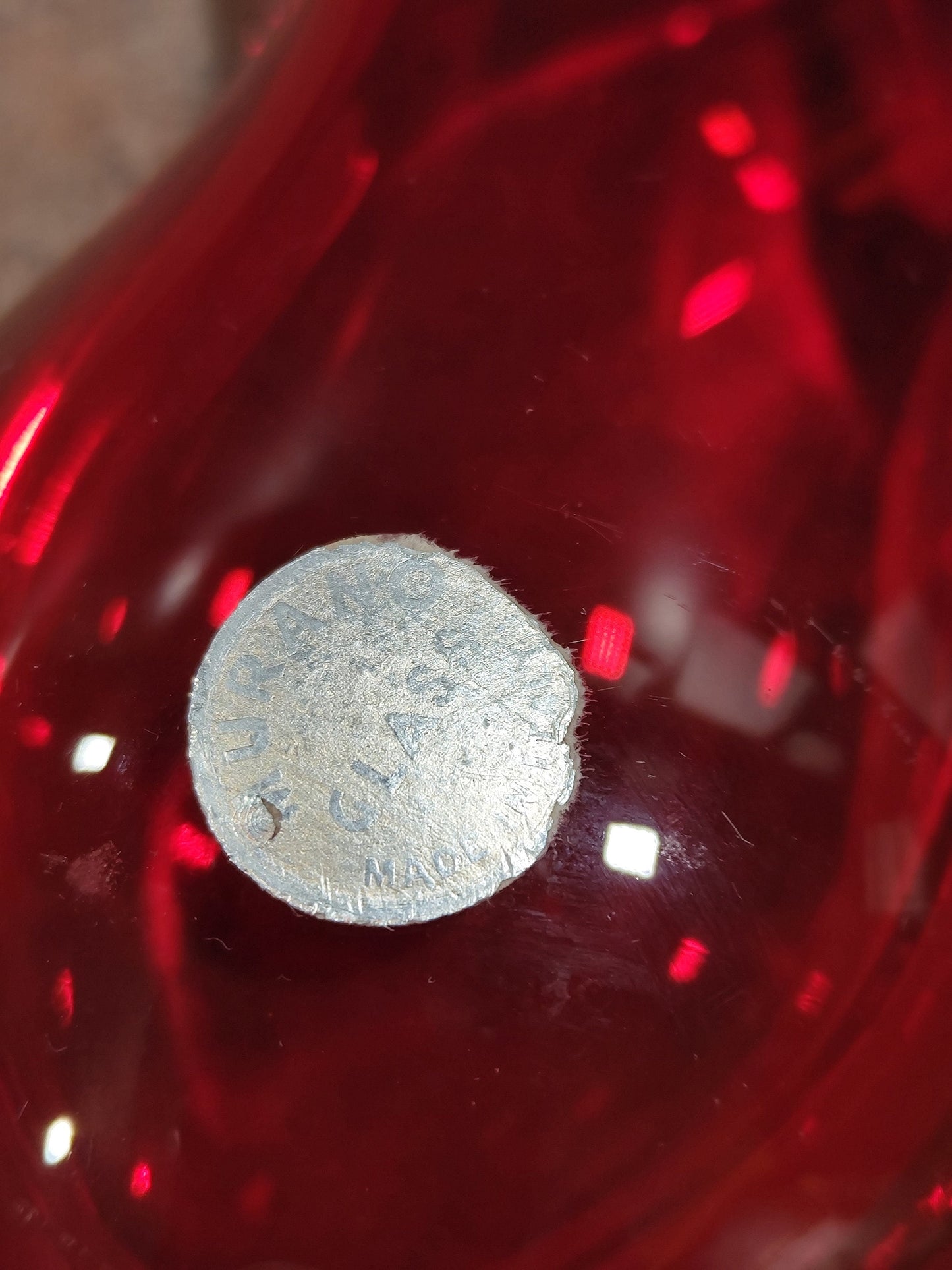 Glas Vase von Murano handgemacht VINTAGE in rot und einem Hauch grün